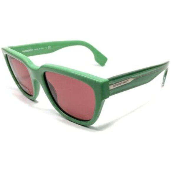 Burberry Women's Green Square Sunglasses! - Picture 1 of 4